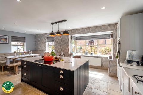 9 Mallard Chase, Hatfield, Doncaster, DN7 6ED