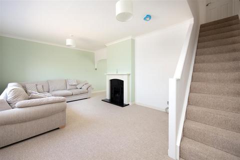 25 Kingsdown Road, Trowbridge, BA14 0LB