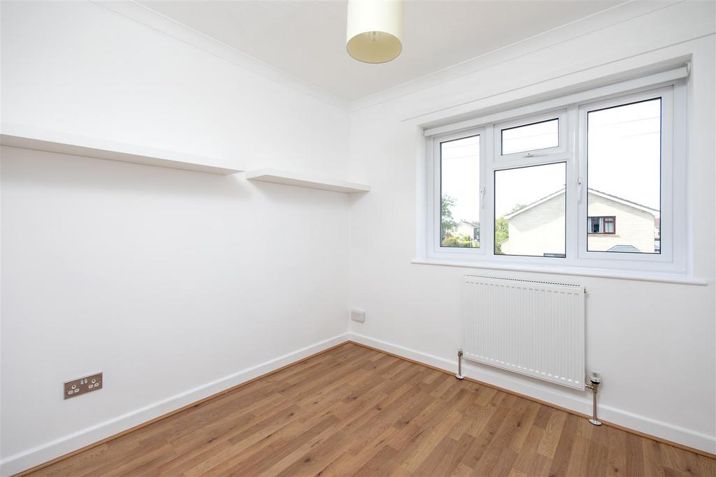 25 Kingsdown Road Trowbridge BA14 0 LB (19).jpg