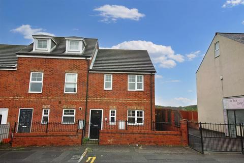 3 bedroom townhouse for sale, St. Lukes Road, Grimethorpe, Barnsley