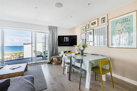 2 bedroom apartment for sale, Apartment 3 Seascape Pentire Avenue, Newquay TR7