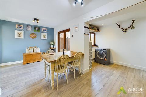 14 Arborfield Road, Marchington, Uttoxeter, ST14 8LS