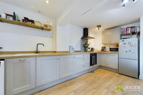 14 Arborfield Road, Marchington, Uttoxeter, ST14 8LS