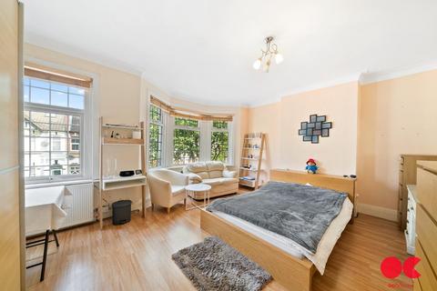 3 bedroom terraced house for sale, Colchester Road, Leyton E10