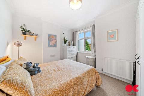 2 bedroom flat for sale, Neville Road, Forest Gate E7