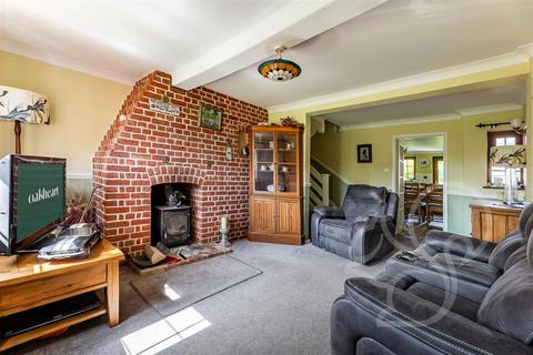 2 bedroom cottage for sale, Finch Hill, Bulmer