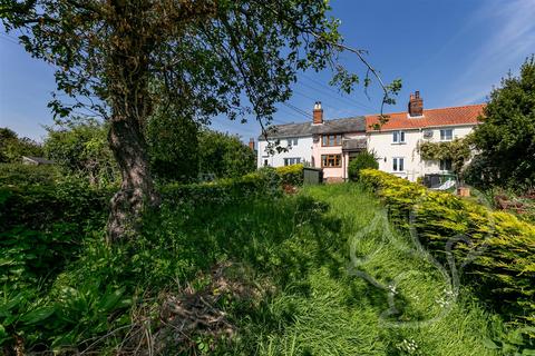 2 bedroom cottage for sale, Finch Hill, Bulmer