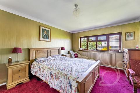 2 Finch Hill, Bulmer, Sudbury, CO10 7EX