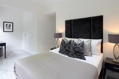3 bedroom flat to rent, Somerset Court, Lexham Gardens, Kensington, London, W8