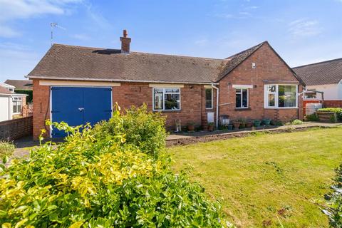 3 bedroom bungalow for sale, Greenfields Road, Malvern, WR14 1TS