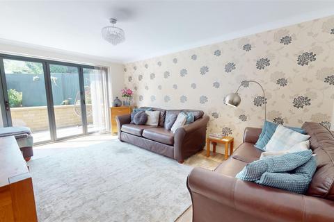 3 bedroom detached house for sale, Whittle Crescent, Clayton