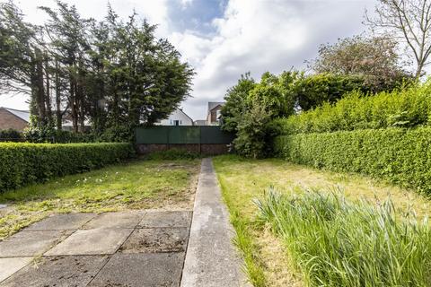 2 bedroom semi-detached house for sale, Chantrey Avenue, Chesterfield