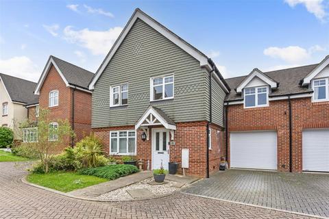 5 bedroom semi-detached house for sale, Clanfield, Hampshire