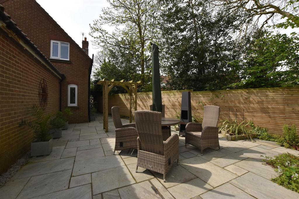 Patio Area - additional image.JPG