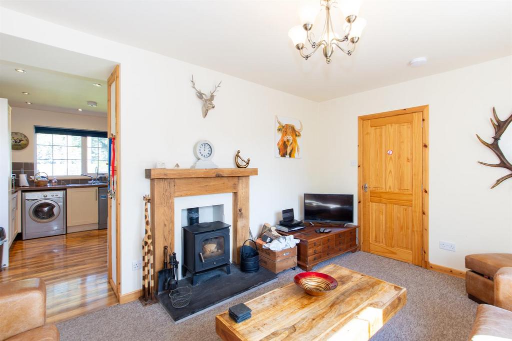 Nethy Bridge 2 bed detached house for sale £215,000