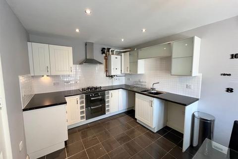 4 bedroom house to rent, Coppice Gardens, Hollywood, Birmingham