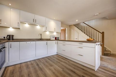 2 Bridge Mews, Ingleton, Carnforth, LA6 3JW