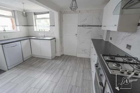 2 bedroom house for sale, Dover Road, Northfleet, Gravesend