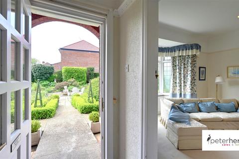 7 Bridle Path, Sunderland, SR3 3NF