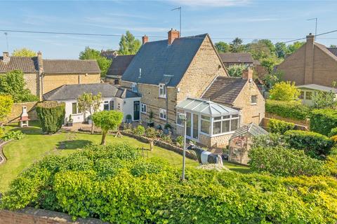 3 bedroom detached house for sale, Billing Road, Brafield on the Green, Northamptonshire, NN7