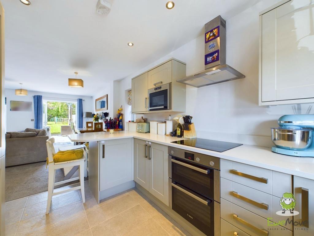 Kitchen living space