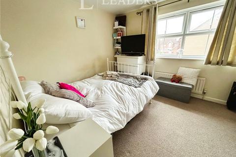 9 Bodiam Close, Berkeley Beverborne, Worcester, WR4 0EL