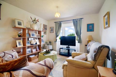 2 bedroom apartment for sale, at Eggardon Court, Lancaster Road, London UB5