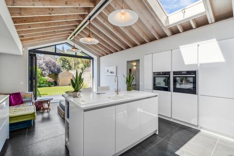 76 Moring Road, Tooting, London, SW17 8DL