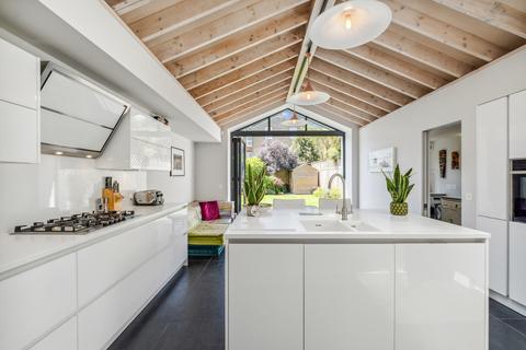 76 Moring Road, Tooting, London, SW17 8DL
