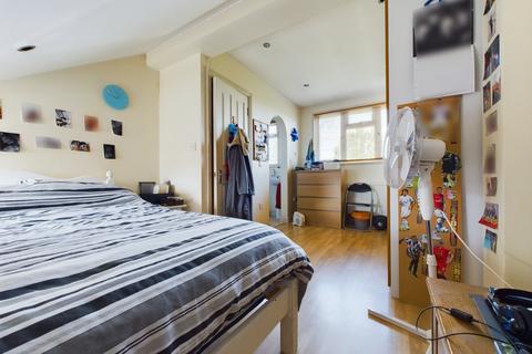124 Belmont Road, Erith, DA8 1LD