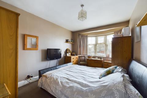 124 Belmont Road, Erith, DA8 1LD