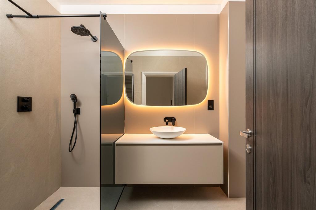En Suite 2