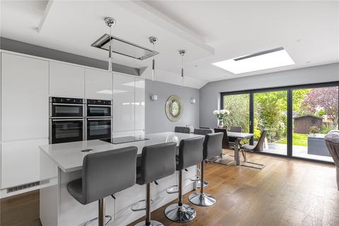 192 Pickhurst Lane, Bromley, BR2 7JB