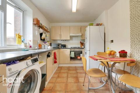 2 bedroom duplex for sale, Union Road, Northolt