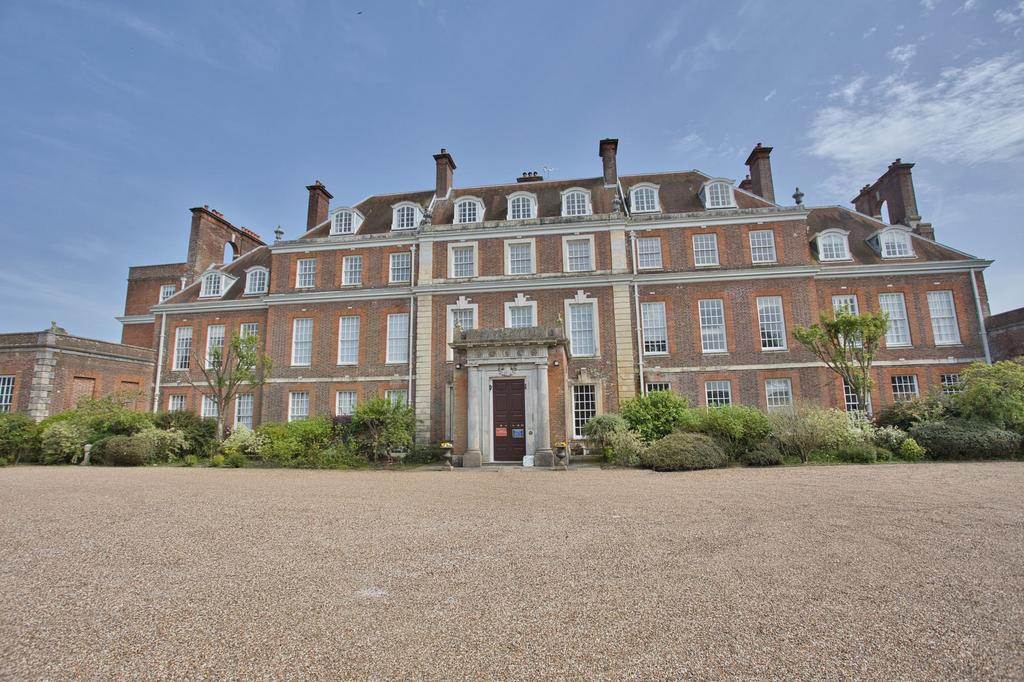Waldershare, Waldershare House, CT15 2 bed apartment for sale £220,000
