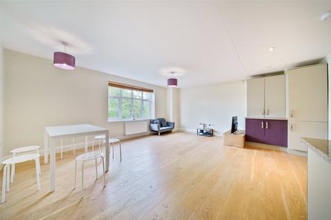 2 bedroom apartment to rent, Wokingham, Berkshire RG40