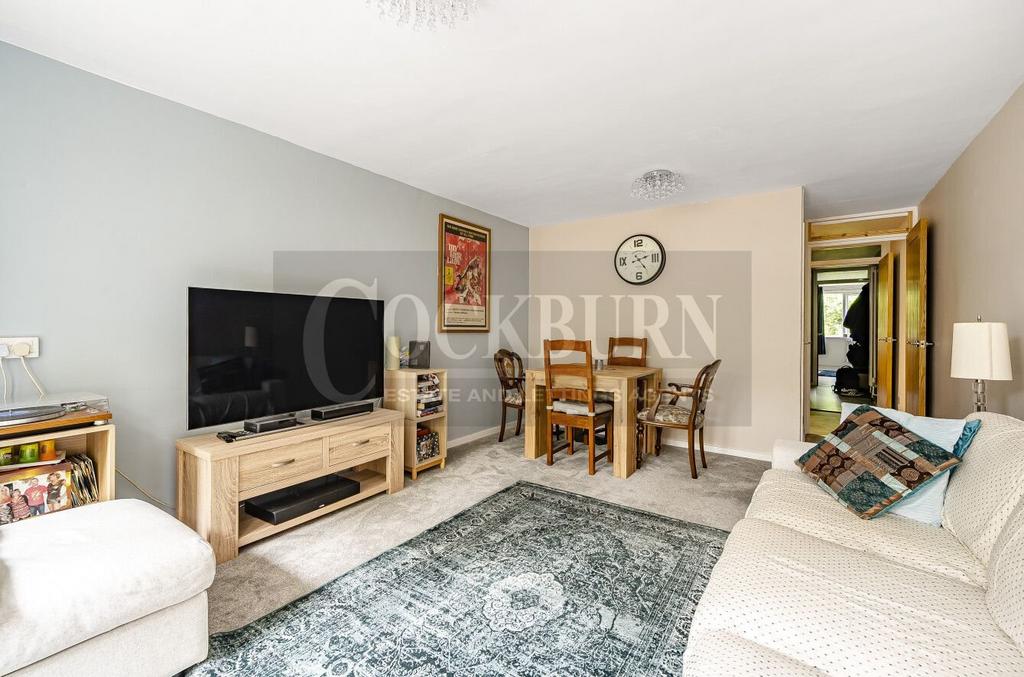 London Lane, Bromley, BR1 2 bed flat for sale £300,000