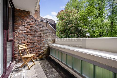 2 bedroom flat for sale, London Lane, Bromley, BR1