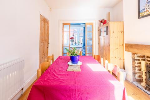 19 Cotswold Road, Bristol, BS3 4NX