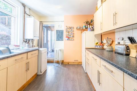 19 Cotswold Road, Bristol, BS3 4NX