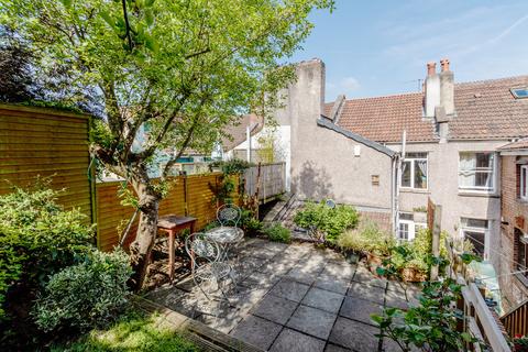 19 Cotswold Road, Bristol, BS3 4NX