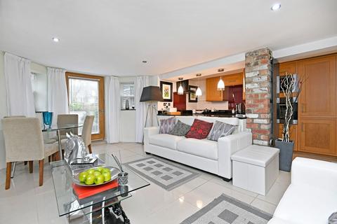 2 bedroom ground floor flat for sale, Mornington Crescent, Harrogate, HG1