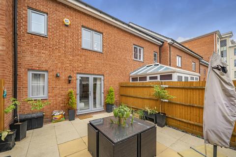 4 Battle Square, Reading, RG30 1AL