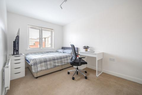 4 Battle Square, Reading, RG30 1AL