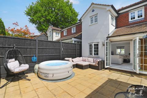 3 bedroom detached house for sale, Bower Hill, Epping CM16