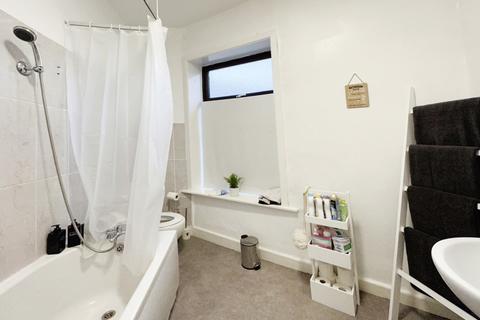 2 bedroom terraced house for sale, Lomax Street, Blackburn, Lancashire