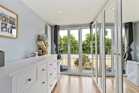141 Sandycombe Road, Richmond, TW9 2EN