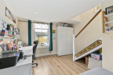 141 Sandycombe Road, Richmond, TW9 2EN