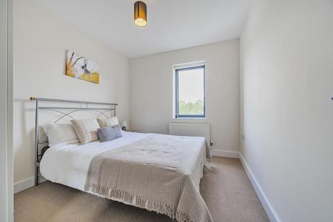 2 bedroom flat for sale, Newbury,  Berkshire,  RG14