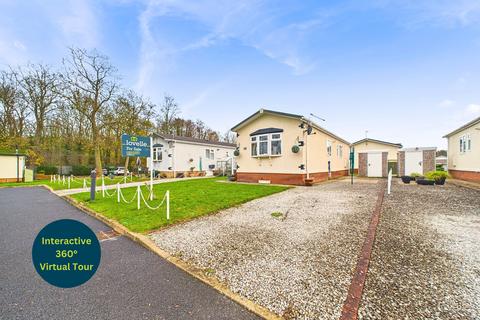 Barton Broads Park, Maltkiln R, North Lincolnshire DN18